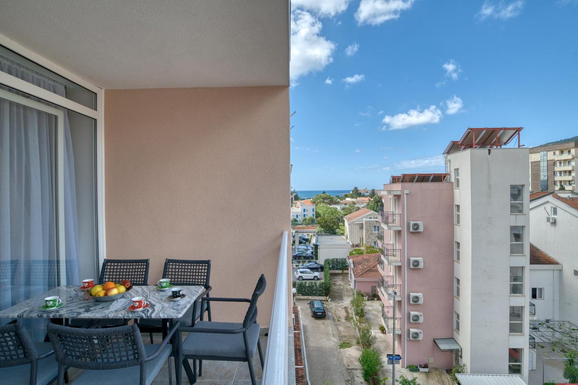 Comfort Apartment Near The Beach بودفا المظهر الخارجي الصورة