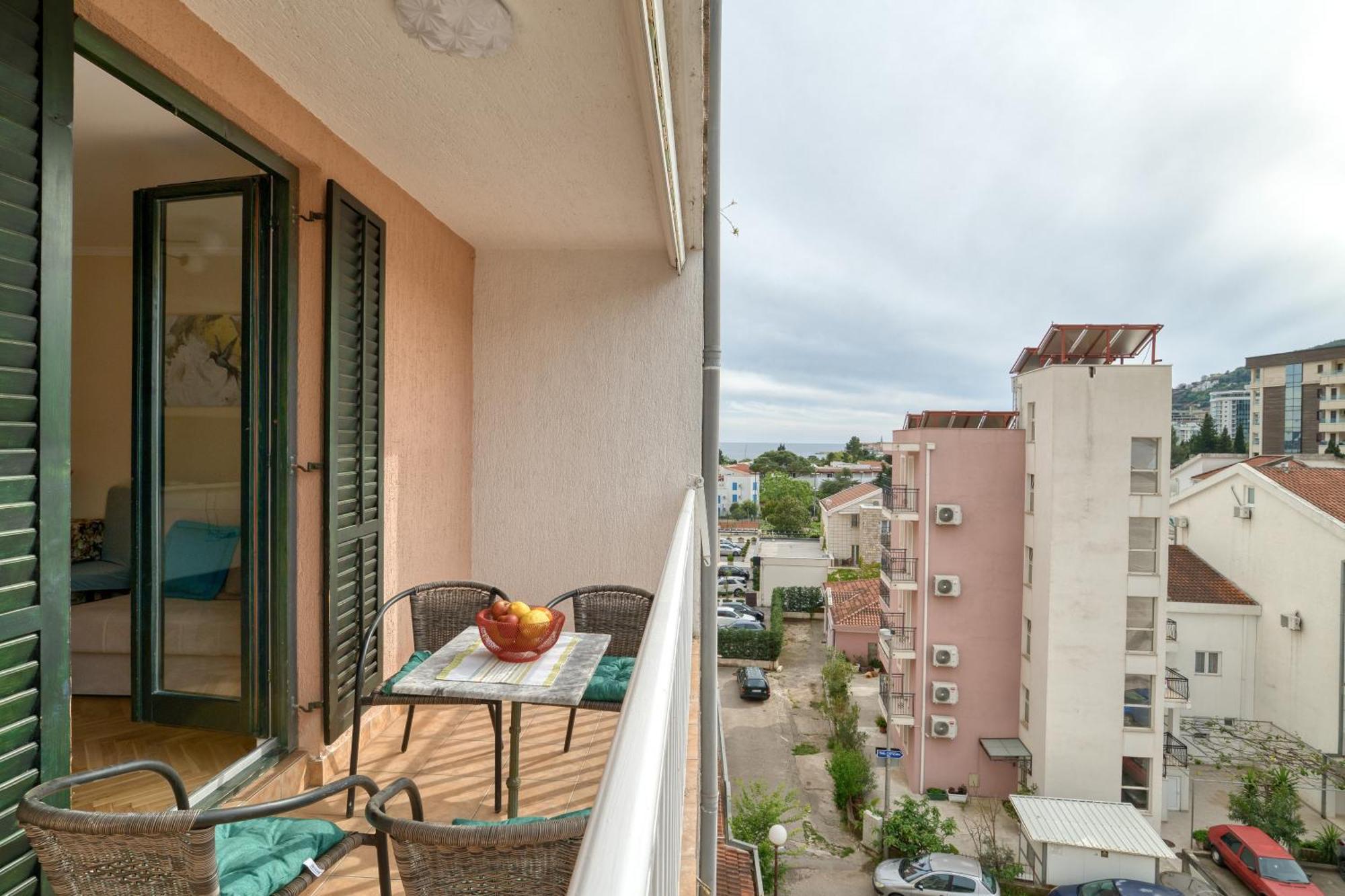 Comfort Apartment Near The Beach بودفا المظهر الخارجي الصورة