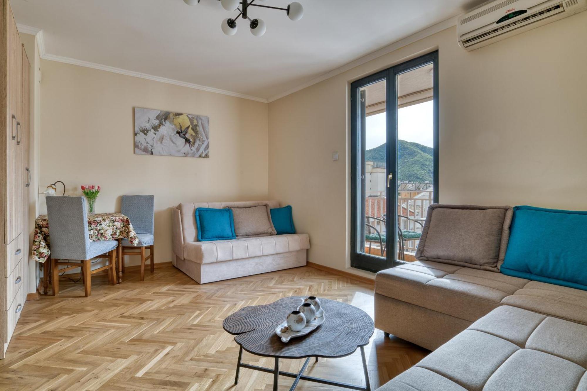Comfort Apartment Near The Beach بودفا المظهر الخارجي الصورة