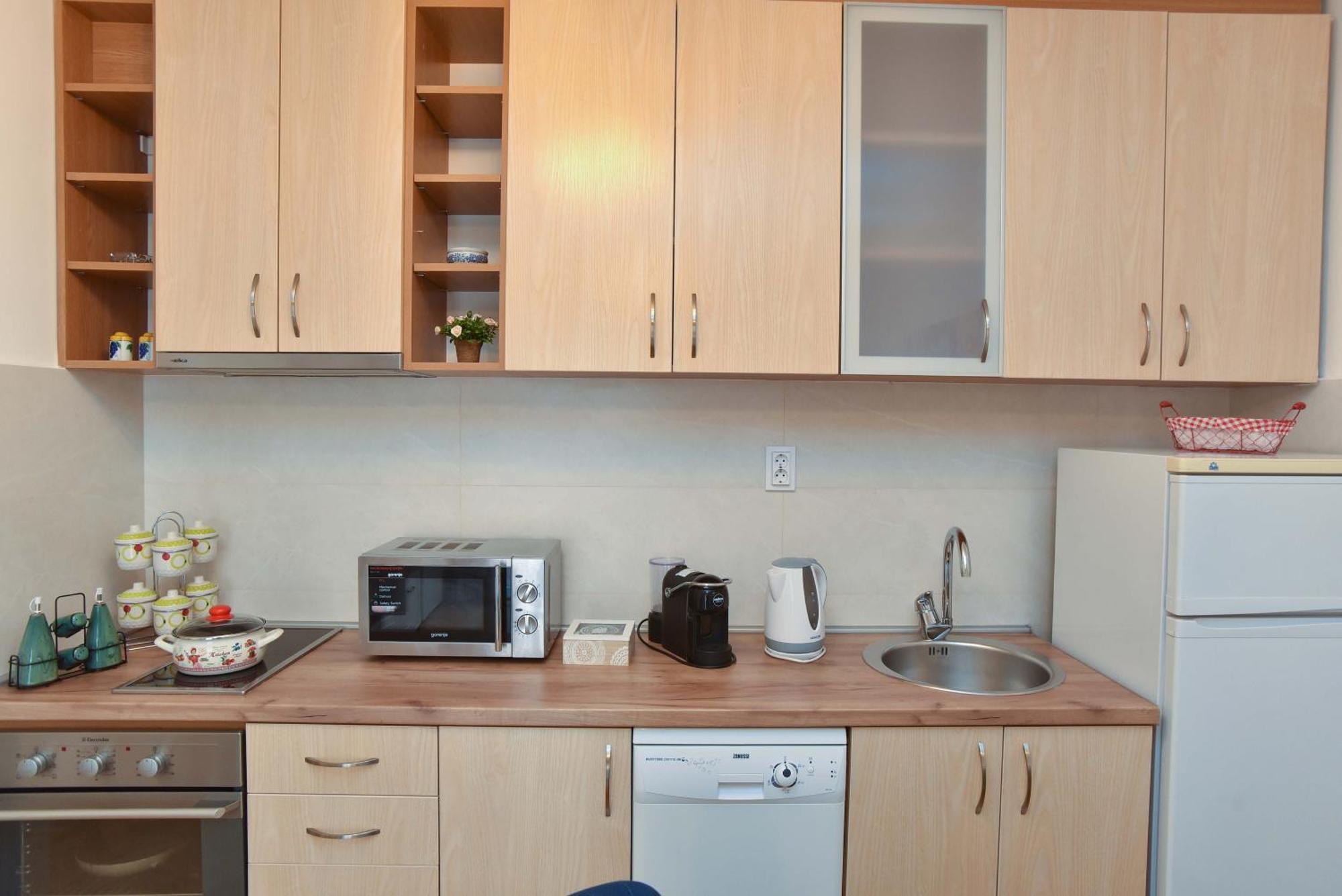 Comfort Apartment Near The Beach بودفا المظهر الخارجي الصورة
